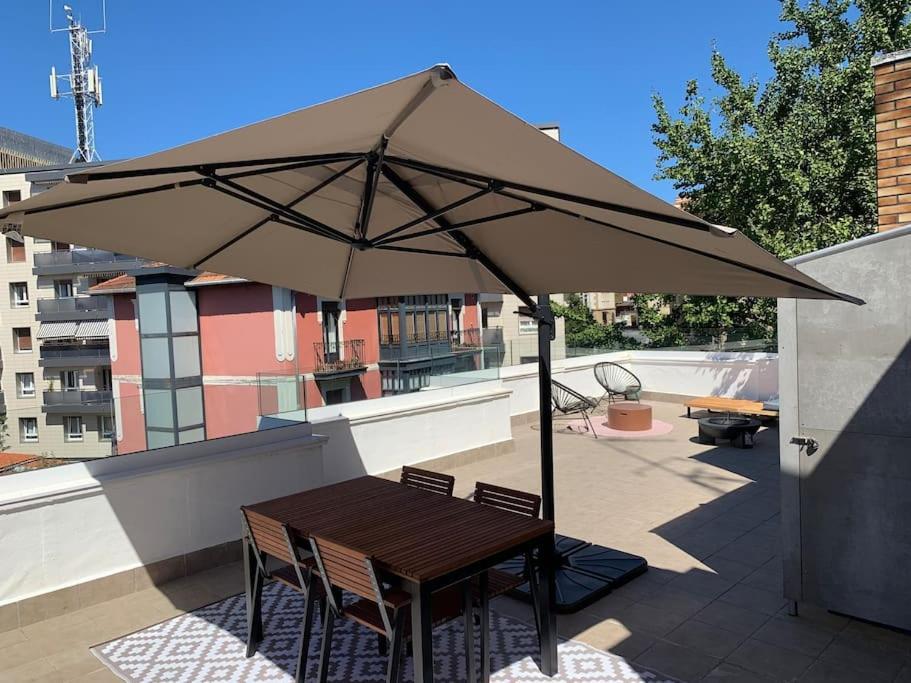 Ático con preciosa terraza en Algorta Getxo Exterior foto